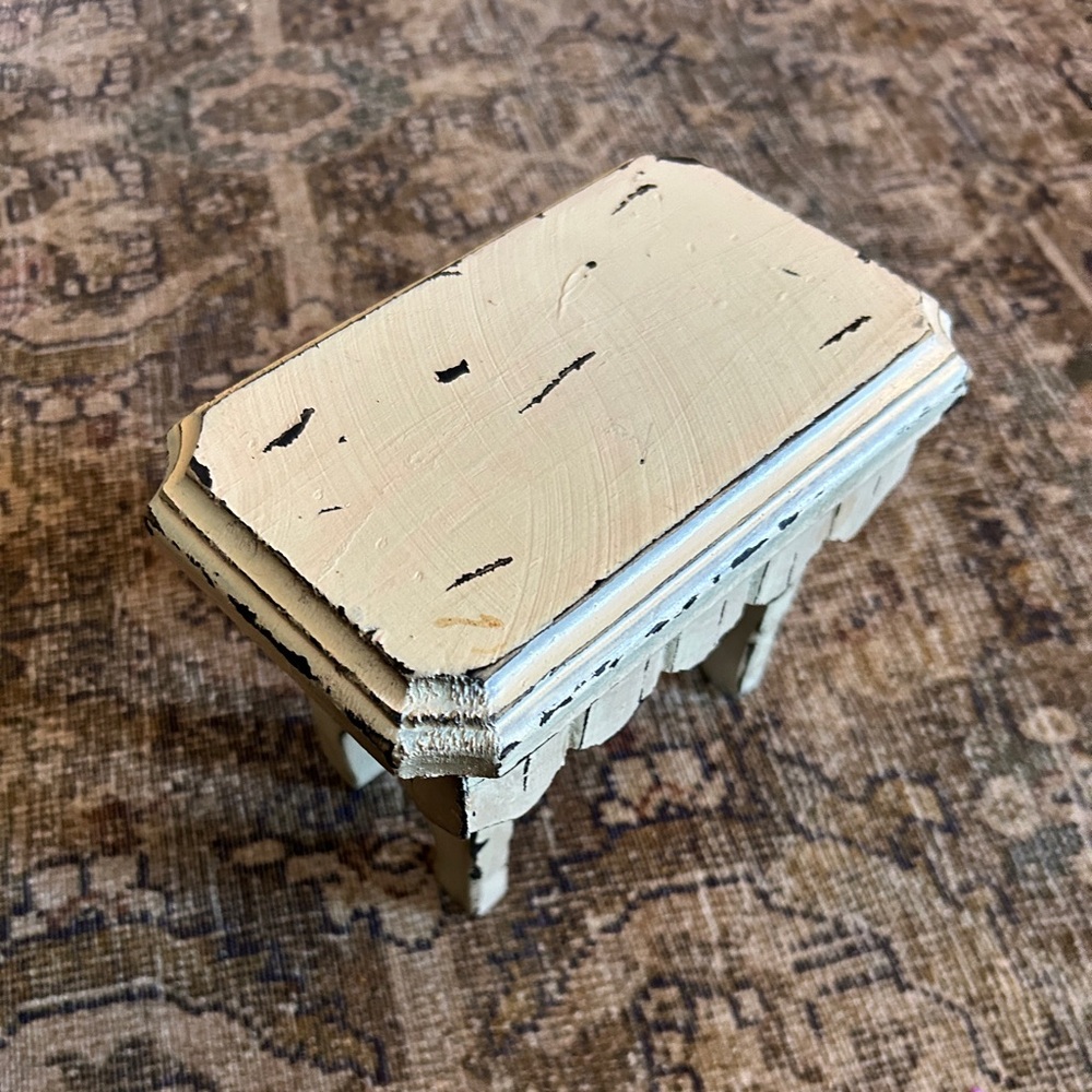 Small decor table